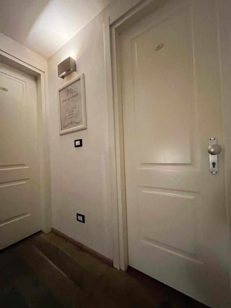 Barbacan Boutique Hotel Trieste Exterior photo