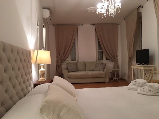 Barbacan Boutique Hotel Trieste Exterior photo